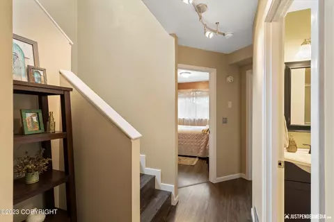 8141 Kronos Dr, Anchorage, AK 99502 photo 5