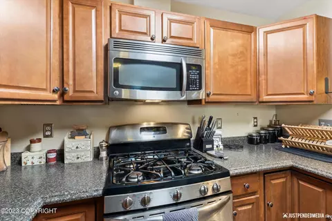 8141 Kronos Dr, Anchorage, AK 99502 photo 17