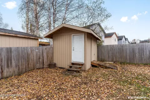 8141 Kronos Dr, Anchorage, AK 99502 photo 28