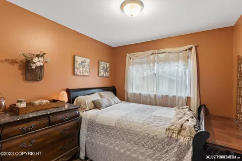 8141 Kronos Dr, Anchorage, AK 99502 photo 8