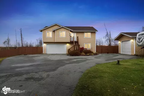 4315 W Rangeview Dr, Wasilla, AK 99623