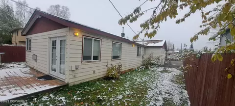 708 Irwin St, Anchorage, AK 99508