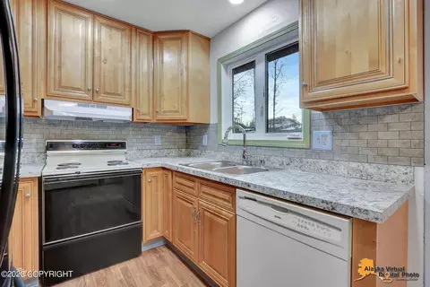 18710 War Admiral Rd, Eagle River, AK 99577 photo 6