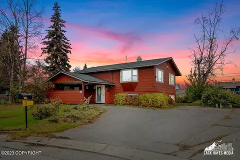 7539 Beluga Cir, Anchorage, AK 99504