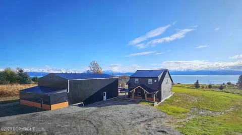 3875 East End Rd, Homer, AK 99603