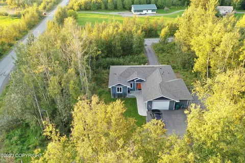 4137 E Meridian Loop, Wasilla, AK 99654