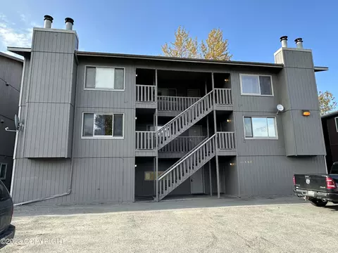 11508 Heritage Ct, Eagle River, AK 99577