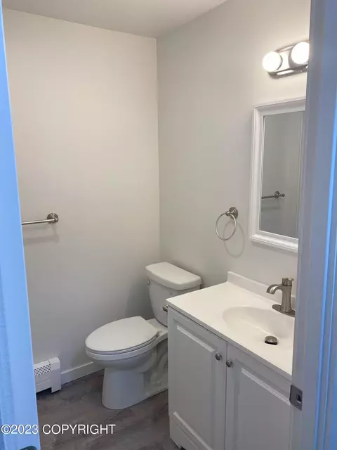 11508 Heritage Ct, Eagle River, AK 99577 photo 2