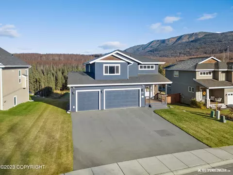 13869 Akers Cir, Eagle River, AK 99577