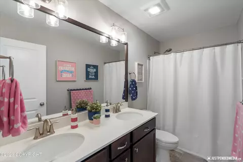 13869 Akers Cir, Eagle River, AK 99577 photo 36