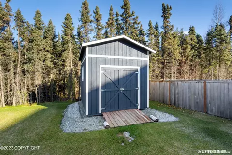 13869 Akers Cir, Eagle River, AK 99577 photo 60