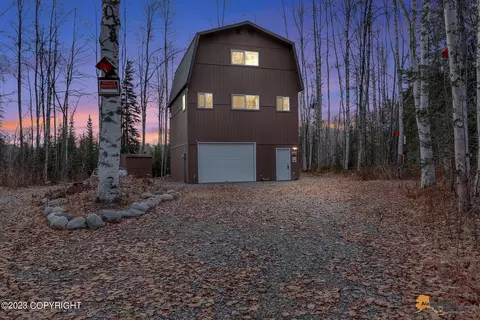 49725 S Silver Salmon Dr, Willow, AK 99688
