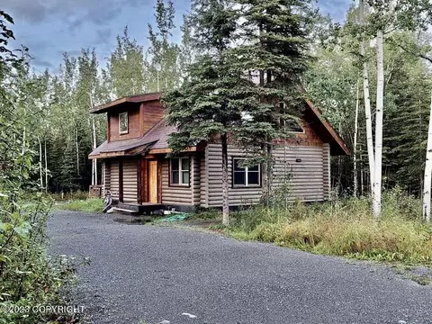 33396 Mockingjay Ave, Sterling, AK 99672