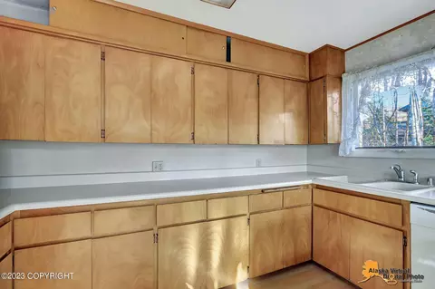 16808 Fire House Ln, Eagle River, AK 99577 photo 8