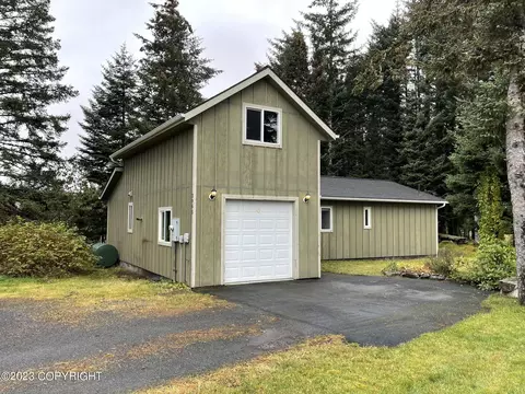 3965 Spruce Cape Rd, Kodiak, AK 99615