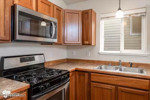 11869 Galloway Loop, Eagle River, AK 99577 photo 11