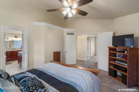 10741 Briggs Cache Cir, Eagle River, AK 99577 photo 20