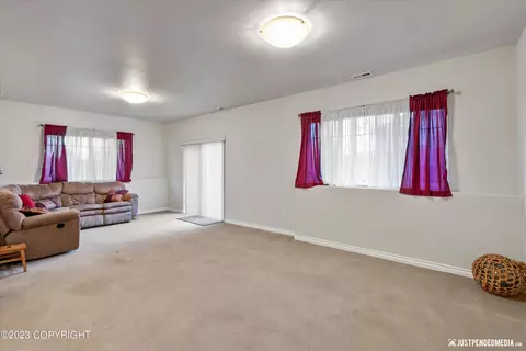 10741 Briggs Cache Cir, Eagle River, AK 99577 photo 31