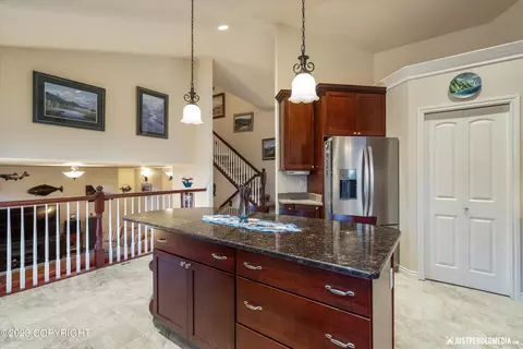 10741 Briggs Cache Cir, Eagle River, AK 99577 photo 12