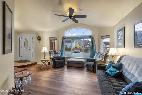 10741 Briggs Cache Cir, Eagle River, AK 99577 photo 6