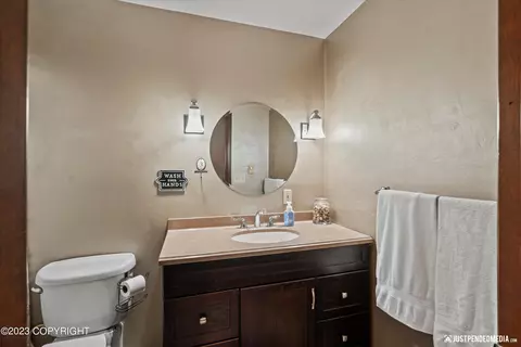11323 Lower Sunny Cir, Eagle River, AK 99577 photo 33