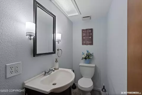 11323 Lower Sunny Cir, Eagle River, AK 99577 photo 47