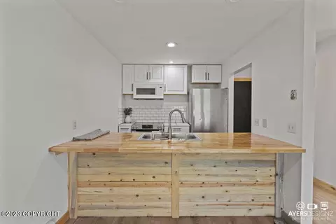 1812 Third Ave, Kenai, AK 99611 photo 2