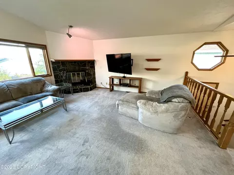8090 Pinebrook Cir, Anchorage, AK 99507 photo 2