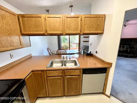 8090 Pinebrook Cir, Anchorage, AK 99507 photo 9