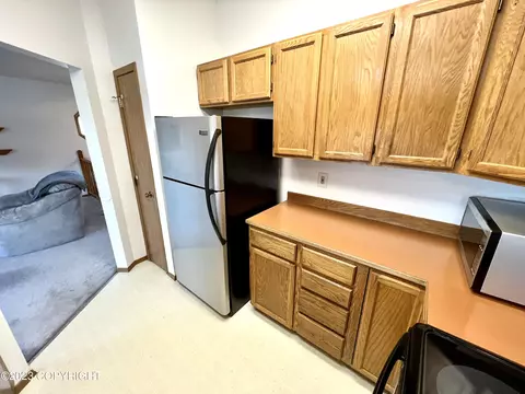 8090 Pinebrook Cir, Anchorage, AK 99507 photo 11