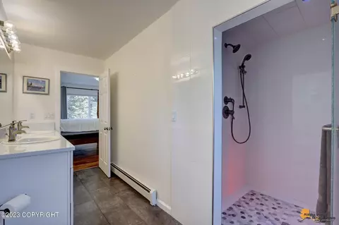 18450 Jamie Dr, Eagle River, AK 99577 photo 21
