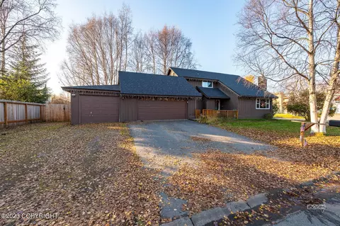 7000 Arlene St, Anchorage, AK 99502