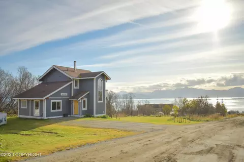 40762 China Poot St, Homer, AK 99603