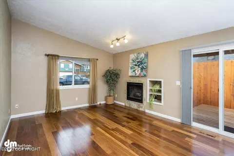 12528 Crested Butte Dr, Eagle River, AK 99577 photo 2