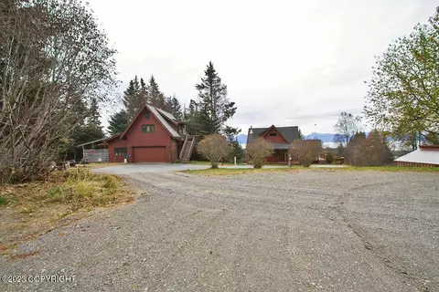 907 E Tasmania Ct, Homer, AK 99603
