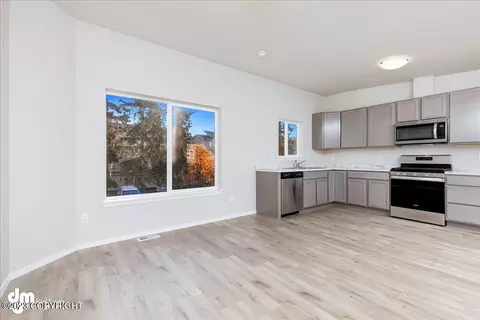 1209 E 16th Ave, Anchorage, AK 99501 photo 7