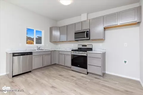1209 E 16th Ave, Anchorage, AK 99501 photo 9