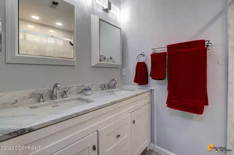 3301 Old Muldoon Rd, Anchorage, AK 99504 photo 34