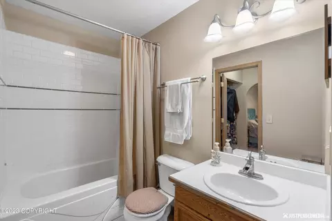 6544 Desiree Loop, Anchorage, AK 99507 photo 18