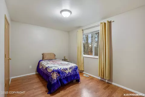 6544 Desiree Loop, Anchorage, AK 99507 photo 4