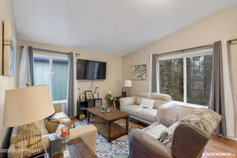 6544 Desiree Loop, Anchorage, AK 99507 photo 12
