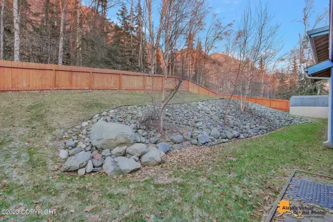 10135 Raven Crest Cir, Eagle River, AK 99577 photo 47
