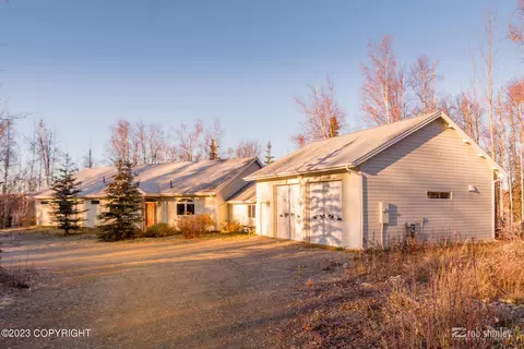 2000 Meadow Lakes Loop, Wasilla, AK 99623