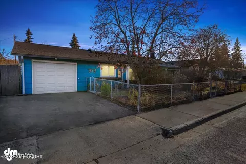 319 Park St, Anchorage, AK 99508