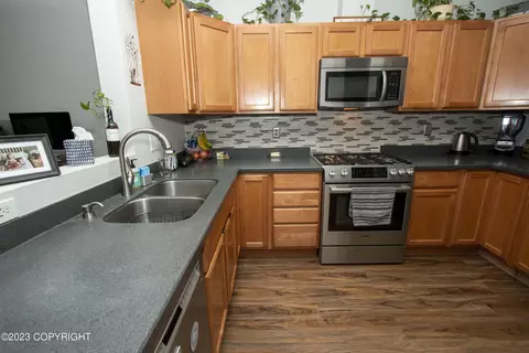 12057 Regency Dr, Eagle River, AK 99577 photo 8