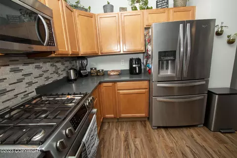 12057 Regency Dr, Eagle River, AK 99577 photo 9