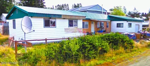 304 View St, Haines, AK 99827