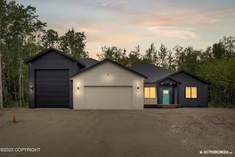 191 Flag Cir, Wasilla, AK 99654