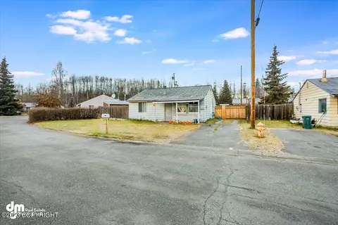 5807 Miley Dr, Anchorage, AK 99504 photo 6