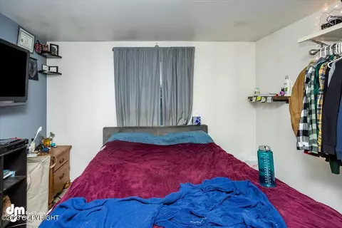 5807 Miley Dr, Anchorage, AK 99504 photo 17
